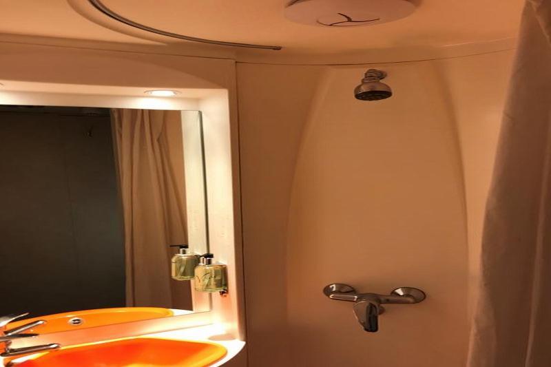Easyhotel South Kensington London Exterior photo